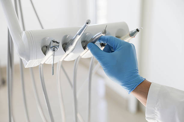 Professional Tooth Extraction technician working in Shenandoah, VA